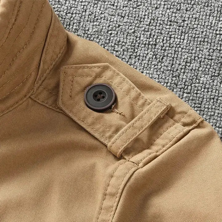 Cruel wolf streetwearjacket beige, oversized jackets, urban jackets, close up shoulder