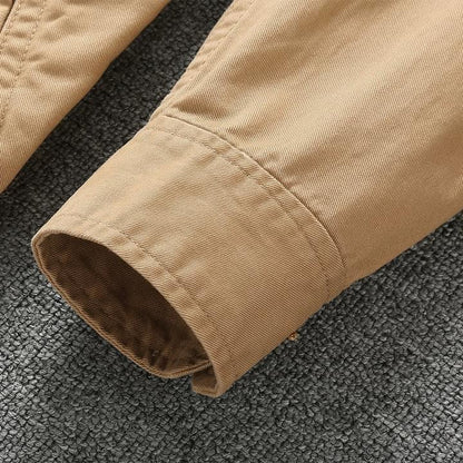 Cruel wolf streetwearjacket beige, oversized jackets, urban jackets, close up sleeve 